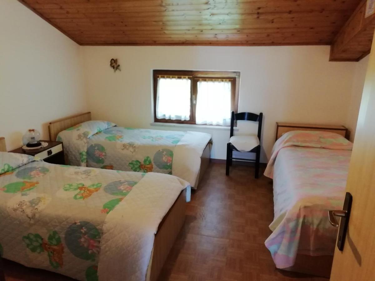 Appartamenti Casa Viviana แปร์จีนา วัลซูกานา ภายนอก รูปภาพ