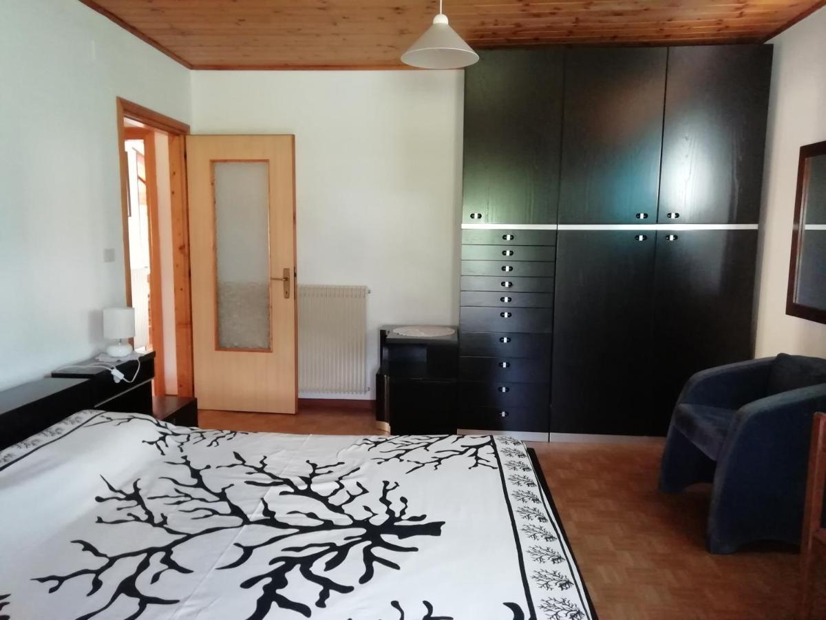 Appartamenti Casa Viviana แปร์จีนา วัลซูกานา ภายนอก รูปภาพ