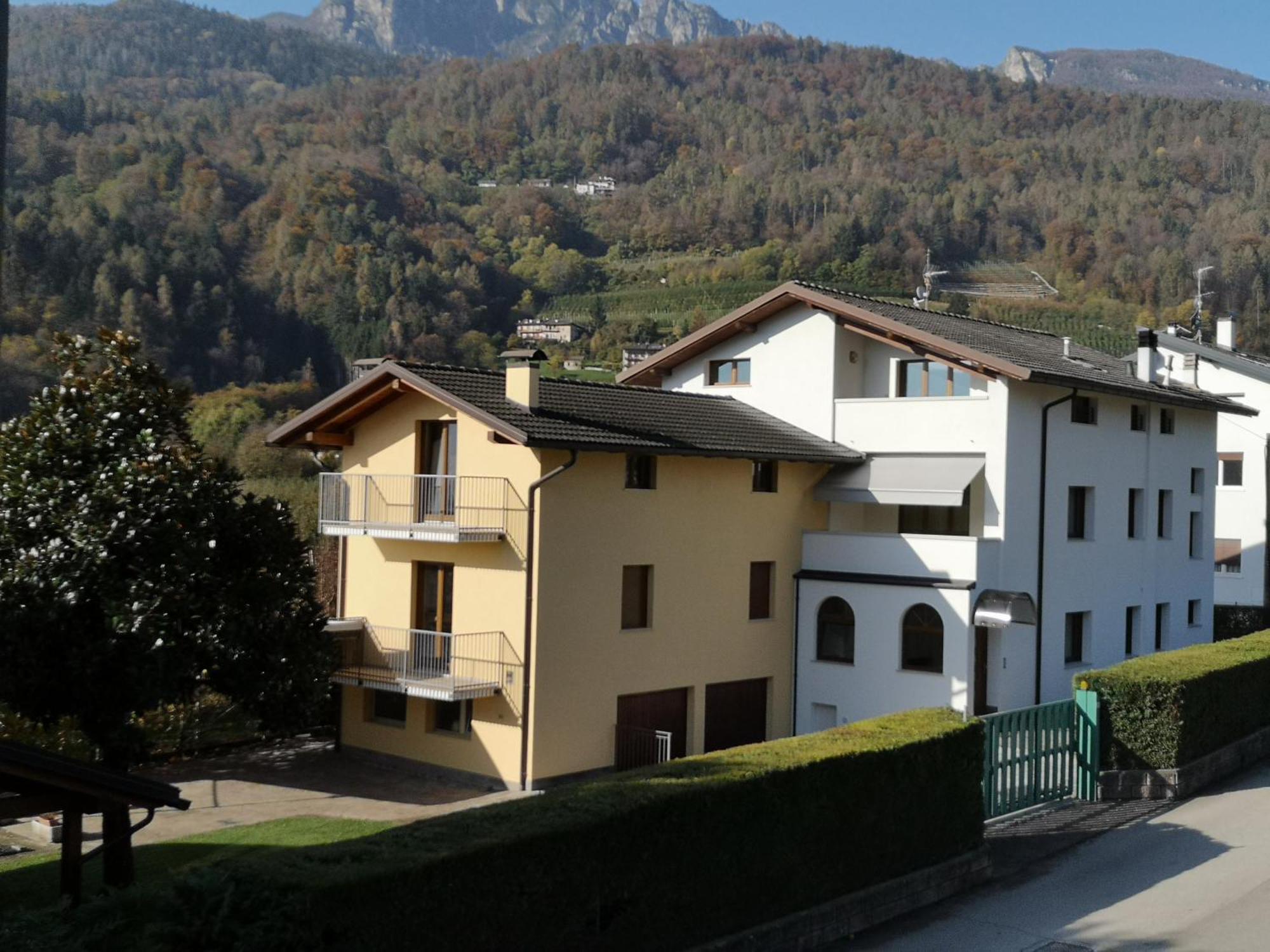 Appartamenti Casa Viviana แปร์จีนา วัลซูกานา ภายนอก รูปภาพ